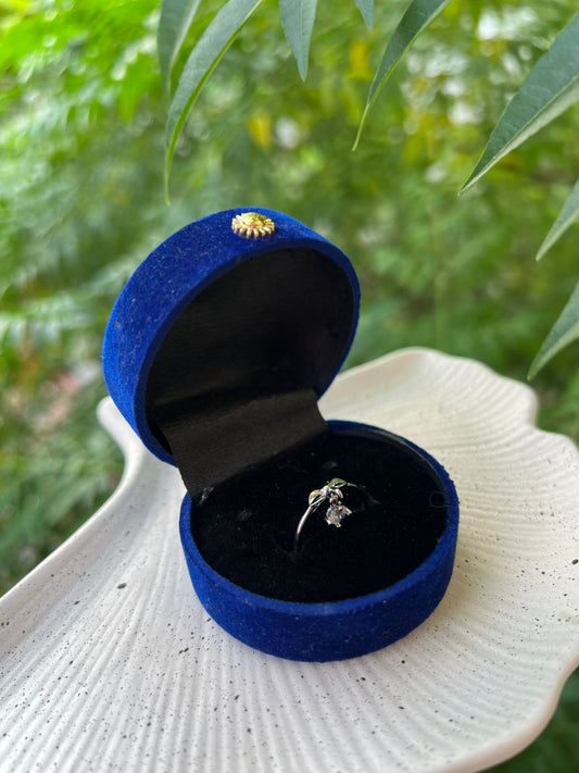 Luxury Love Ring – Includes Premium Gift Box - jewel dots